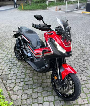 HONDA X-ADV 